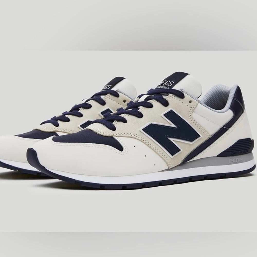 FIGS | New Balance 996 Unisex size 9 barely worn $40 OBO